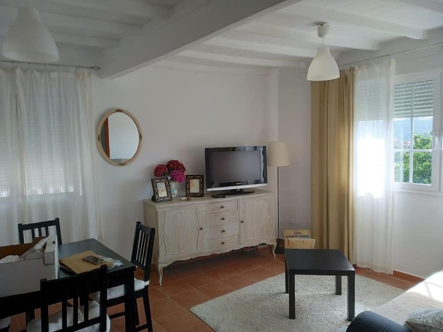 A Barraca. Casa Con Jardin Y Vistas A La Ria Bueu Exterior foto